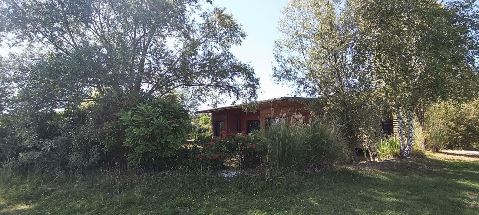 GUERIGNY 7 KM DE GUERIGNY - MAISON 160 M2 AVEC 3 HA 4