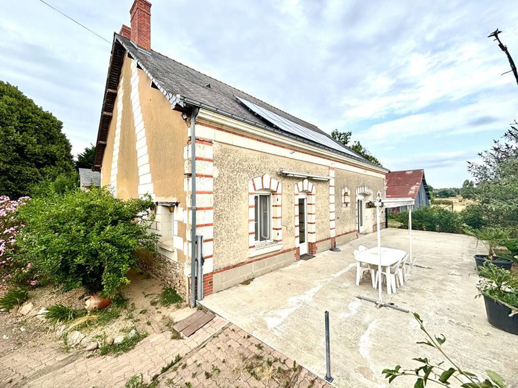 LONGUE-JUMELLES Maison de plain pied Longue Jumelles 5 pièce(s) 138 m2 1