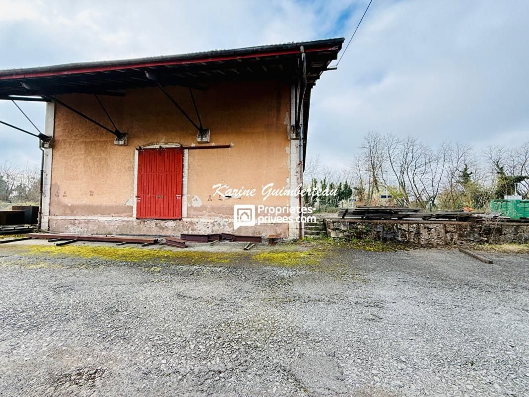 VELINES Ensemble immobilier - parcelle 7.000 m². - 4