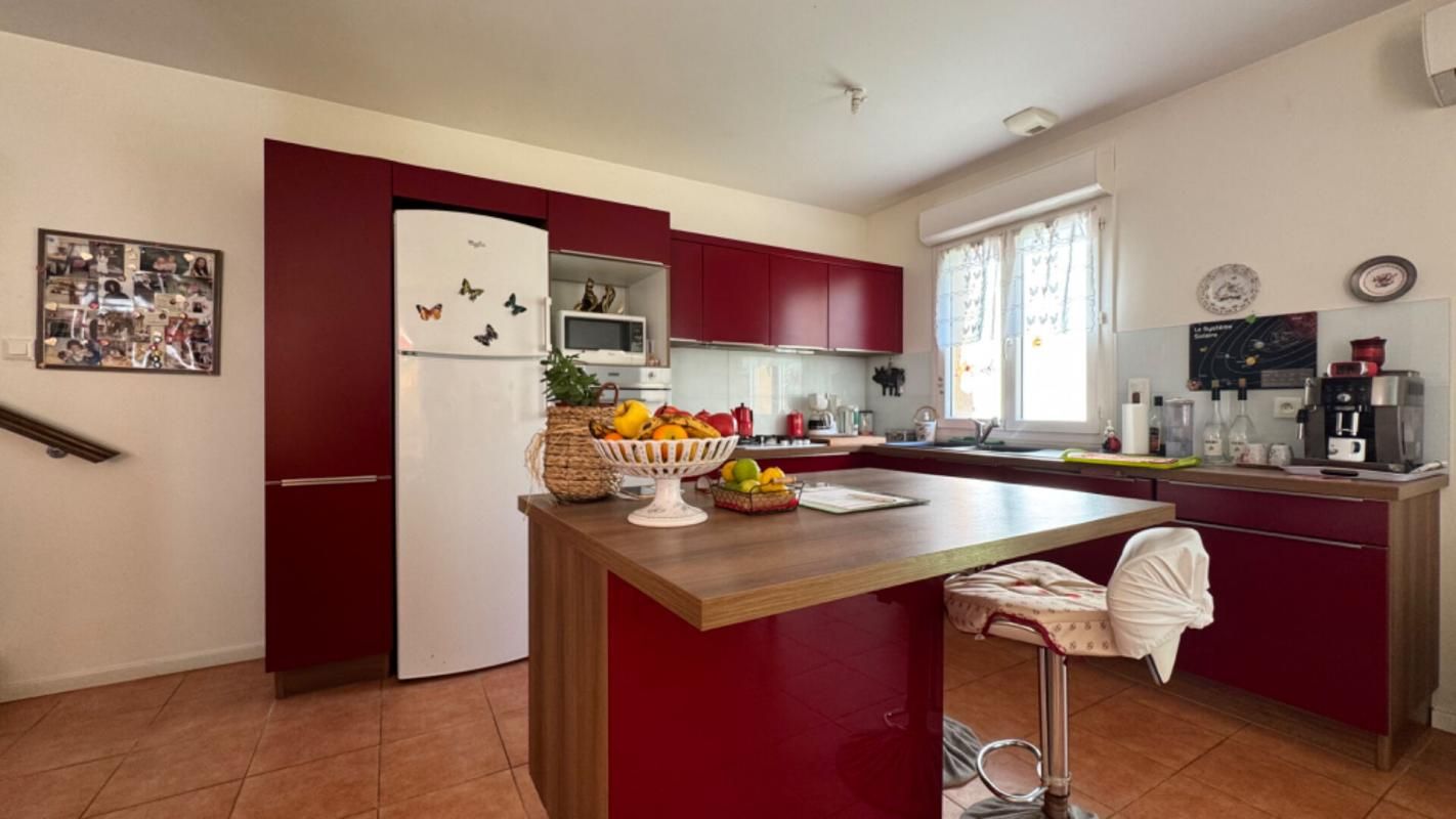 BORMES-LES-MIMOSAS Maison Bormes Les Mimosas 4 pièce(s) 94 m2 3