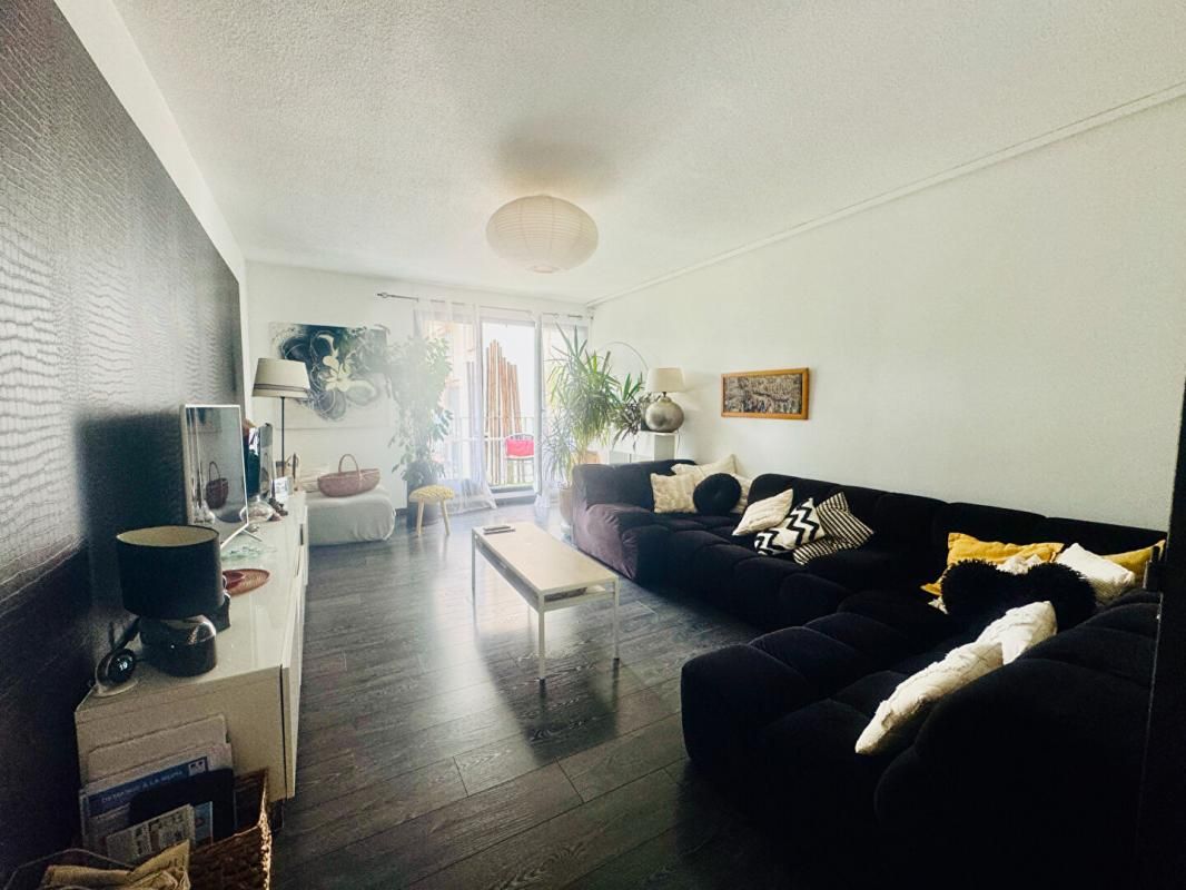 PAU Appartement Pau 4 pièce(s) 84.03 m2 2