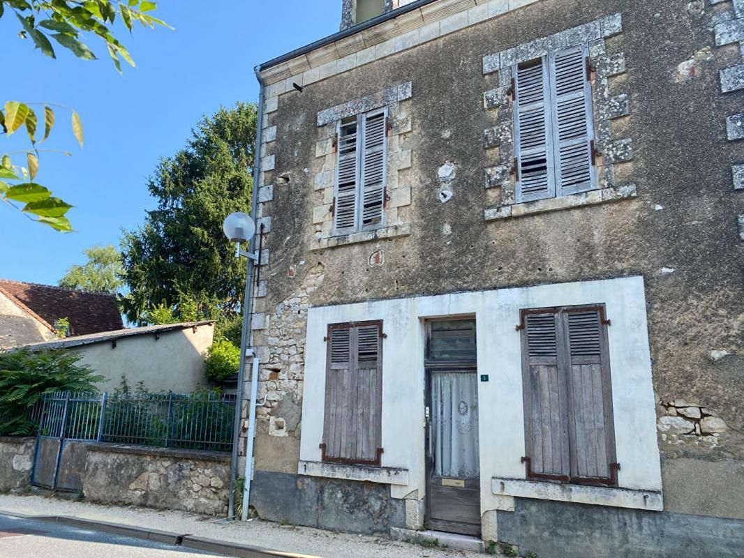 FONTGOMBAULT Maison Fontgombault 5 pièce(s) 90 m2 2