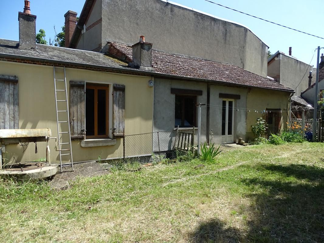 SANTRANGES Maison et dépendances, Santranges, 4 pièces , 89m2 4