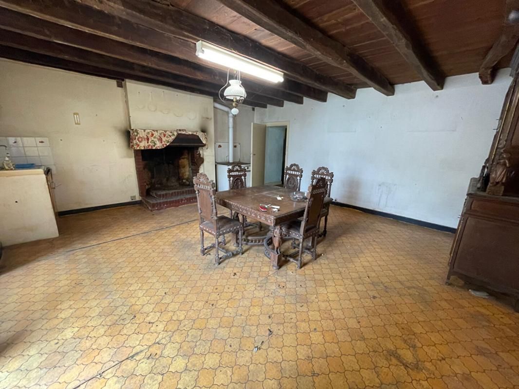 SAFFRE Bâtisse en pierre à rénover - 3 pièces - 74 m² - SAFFRE 4