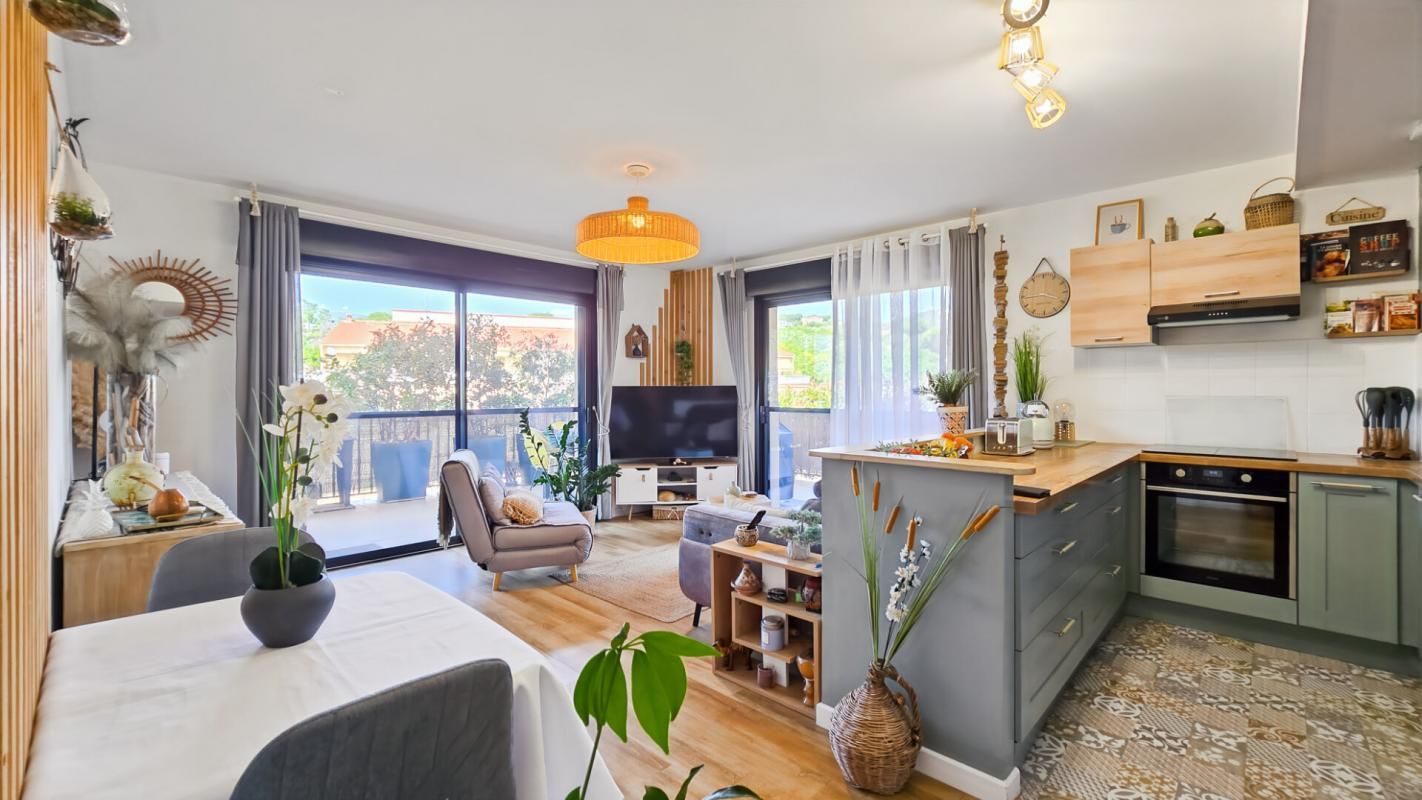 PROPRIANO Propriano, Appartement 3 pièce(s) 59.24 m2 avec terrasse 34,6 m2 et parking en sous sol 2