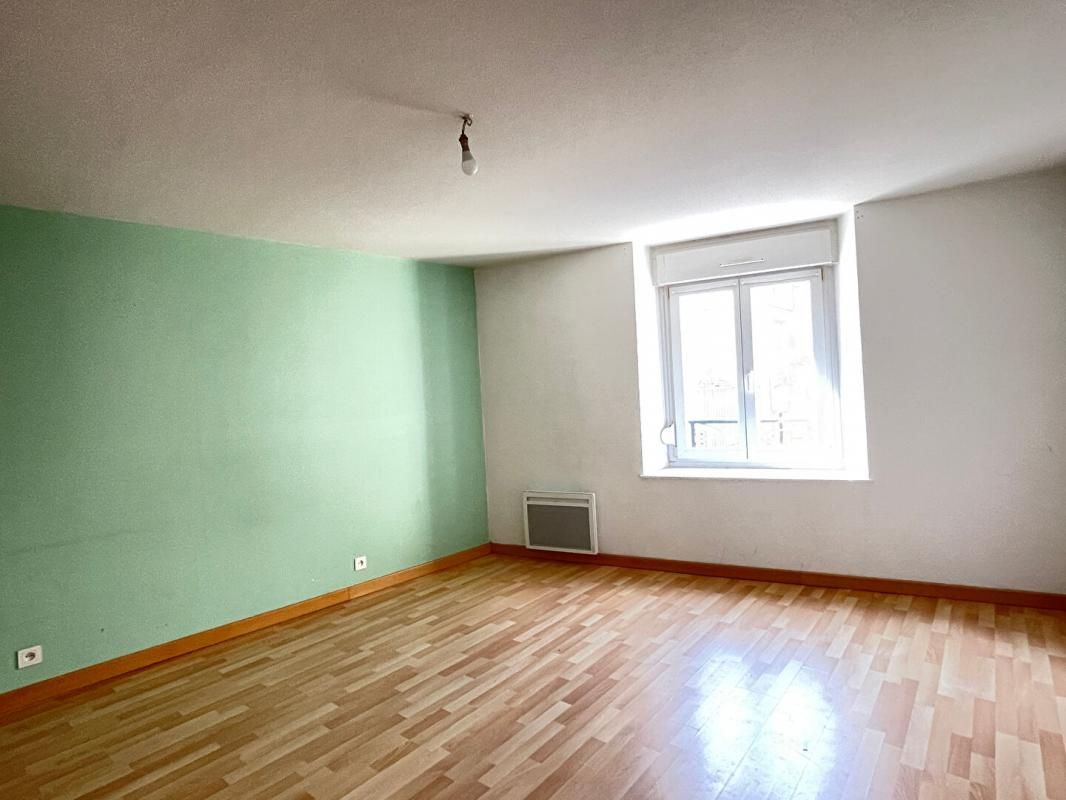 DARNEY Appartement Darney 3 pièce(s) 78 m2 4