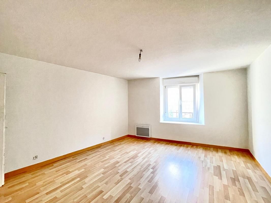 DARNEY Immeuble Darney 268 m2 1