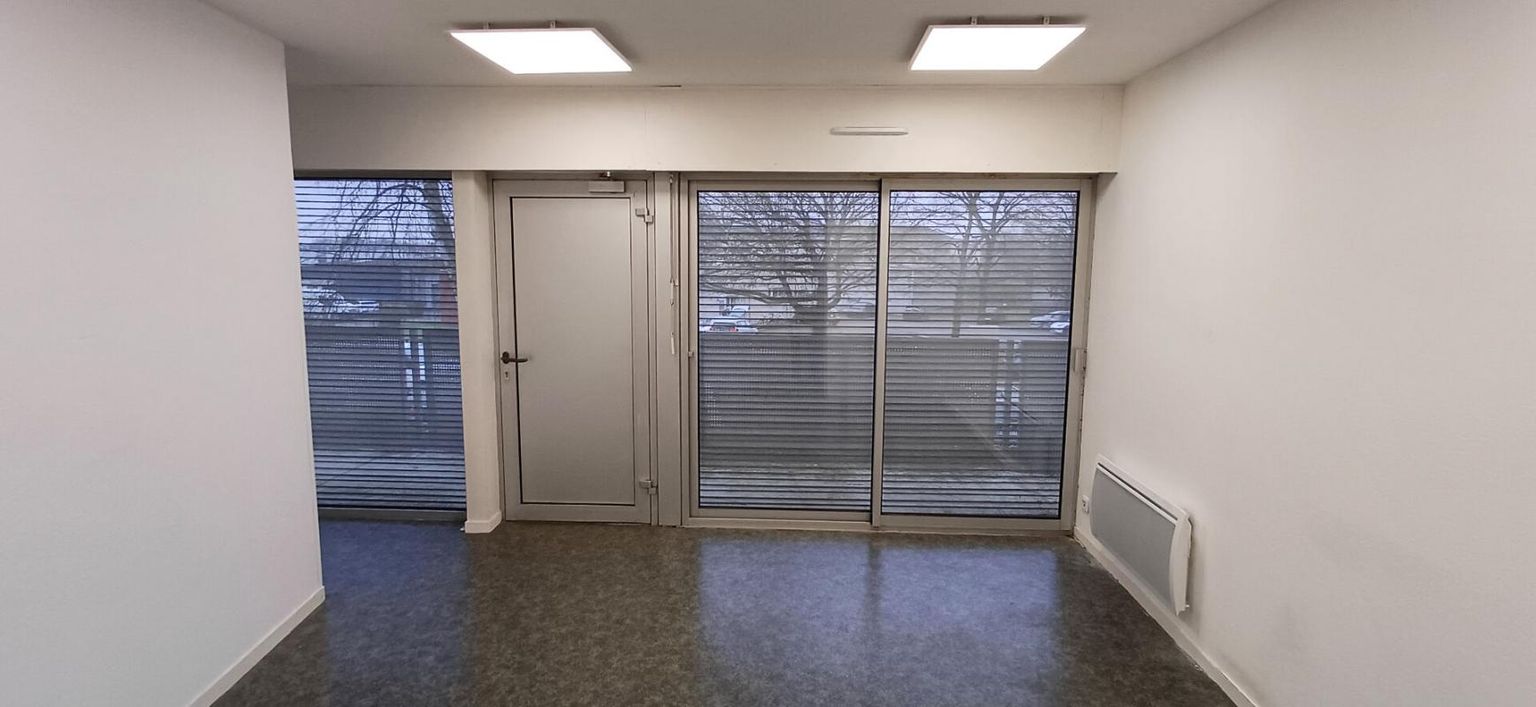 AVRILLE Bureaux commerciaux, Avrillé centre 3