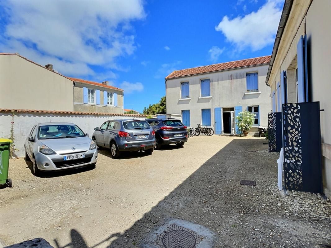 LA BREE-LES-BAINS Appartement La Bree Les Bains 2 pièce(s) 28 m2 1