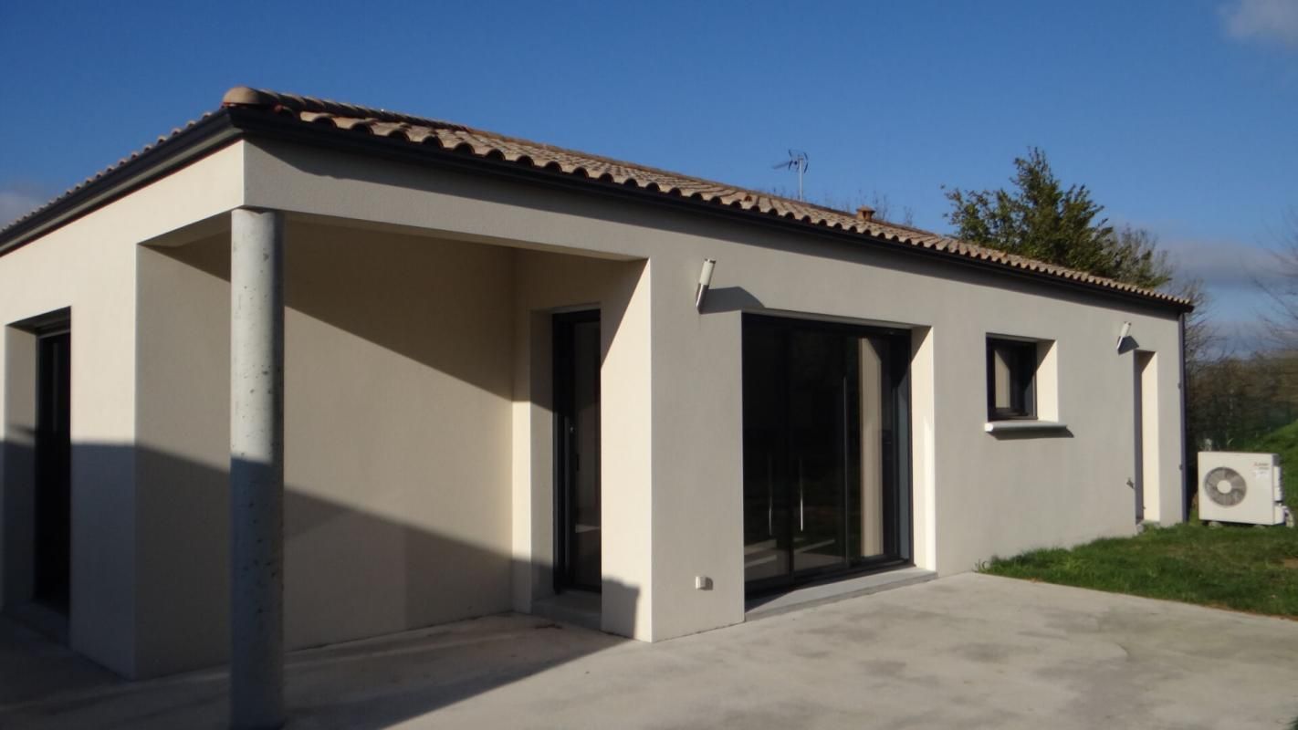 GORGES Maison Gorges 4 P . 3 Chs . 1 Garage . 96.33 M² . T 413 M² . Accessible PMR. Terrasse 2