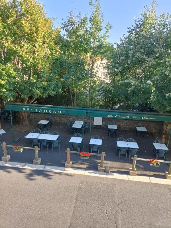 SAINT-ETIENNE EXCLUSIVITE SAINT ROMAIN LACHALM - RESTAURANT 50 COUVERTS, TERRASSE 2