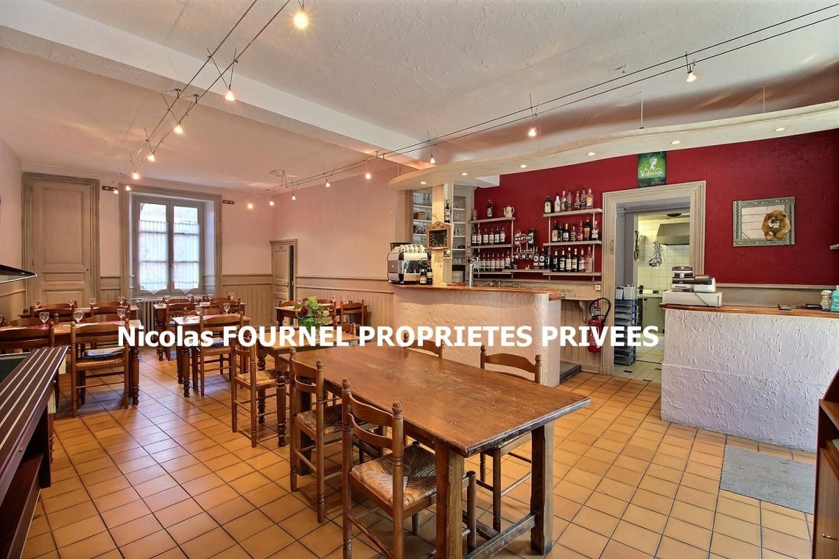 SAINT-ETIENNE EXCLUSIVITE SAINT ROMAIN LACHALM - RESTAURANT 50 COUVERTS, TERRASSE 4