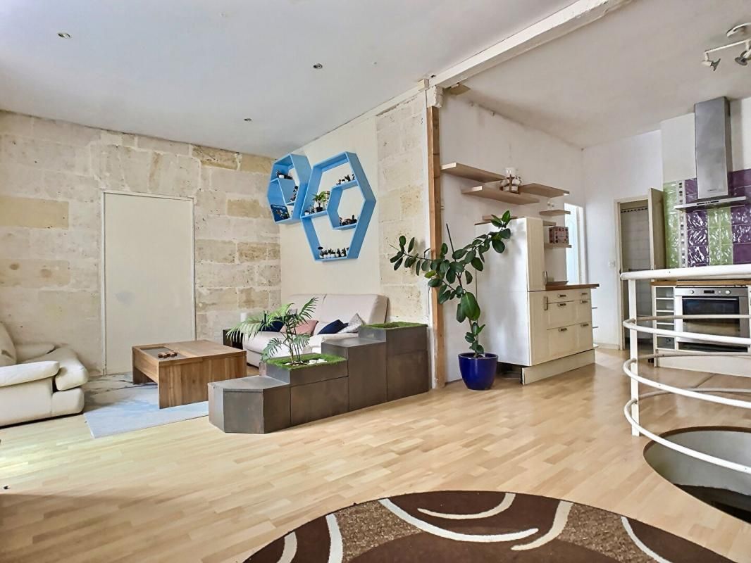 BORDEAUX Vente T3 72m2 BORDEAUX (33000) 2