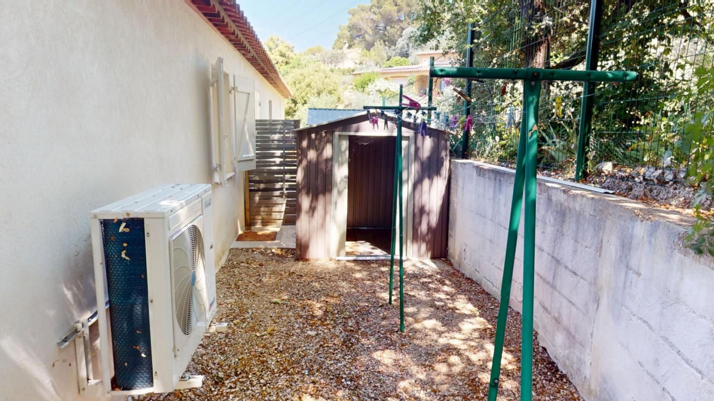 TRANS-EN-PROVENCE Mazet 47m² avec jardin et parking Trans En Provence 3 pièce(s) 3