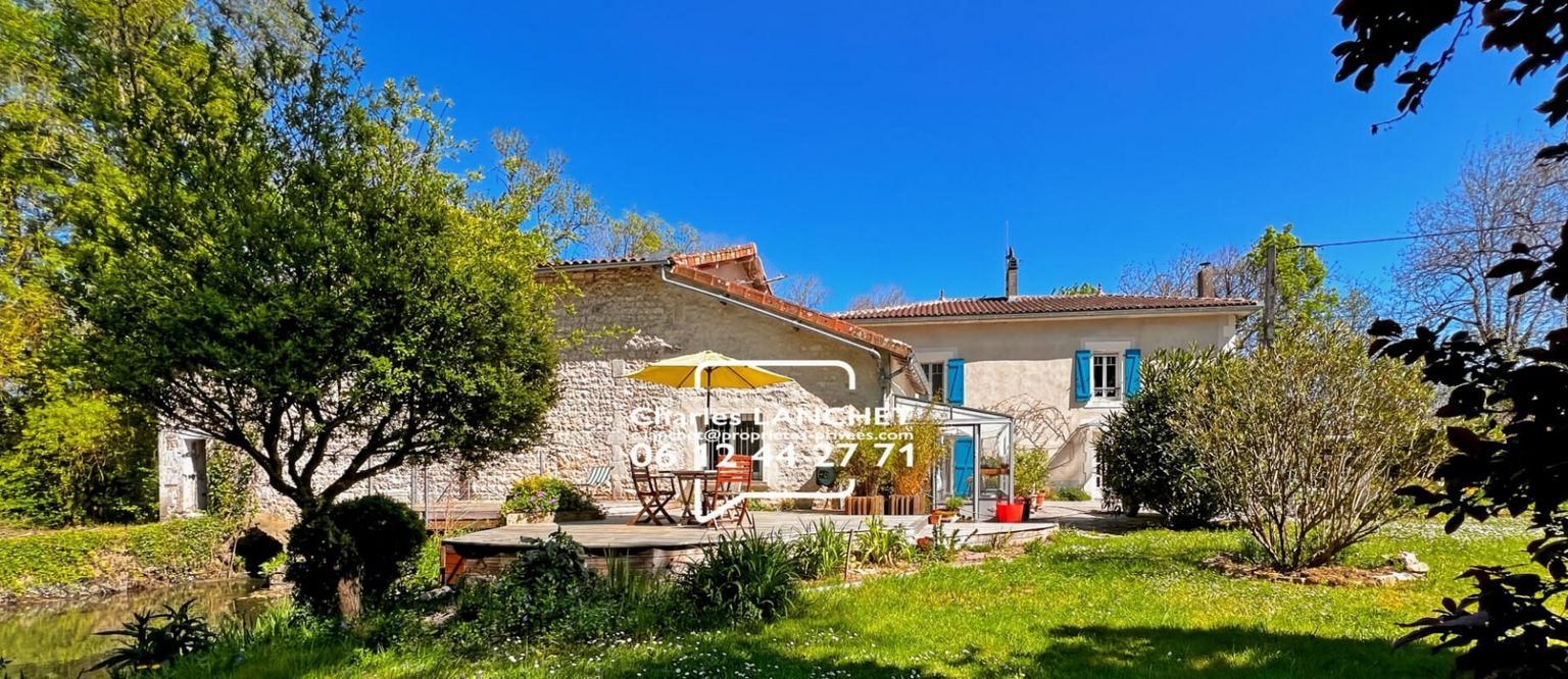 GENAC Moulin 6 pièces 142 m2 1