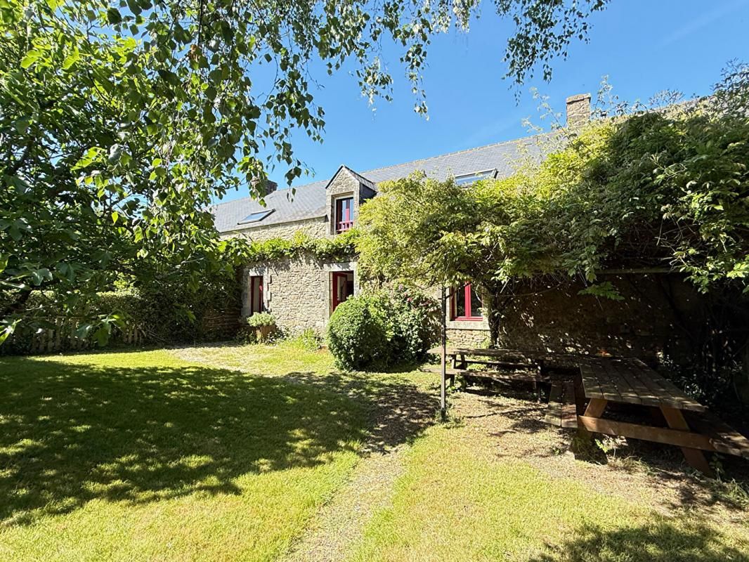 PLOUGOUMELEN Longère proche Vannes et Auray Plougoumelen 12 pièces 237 m2 1