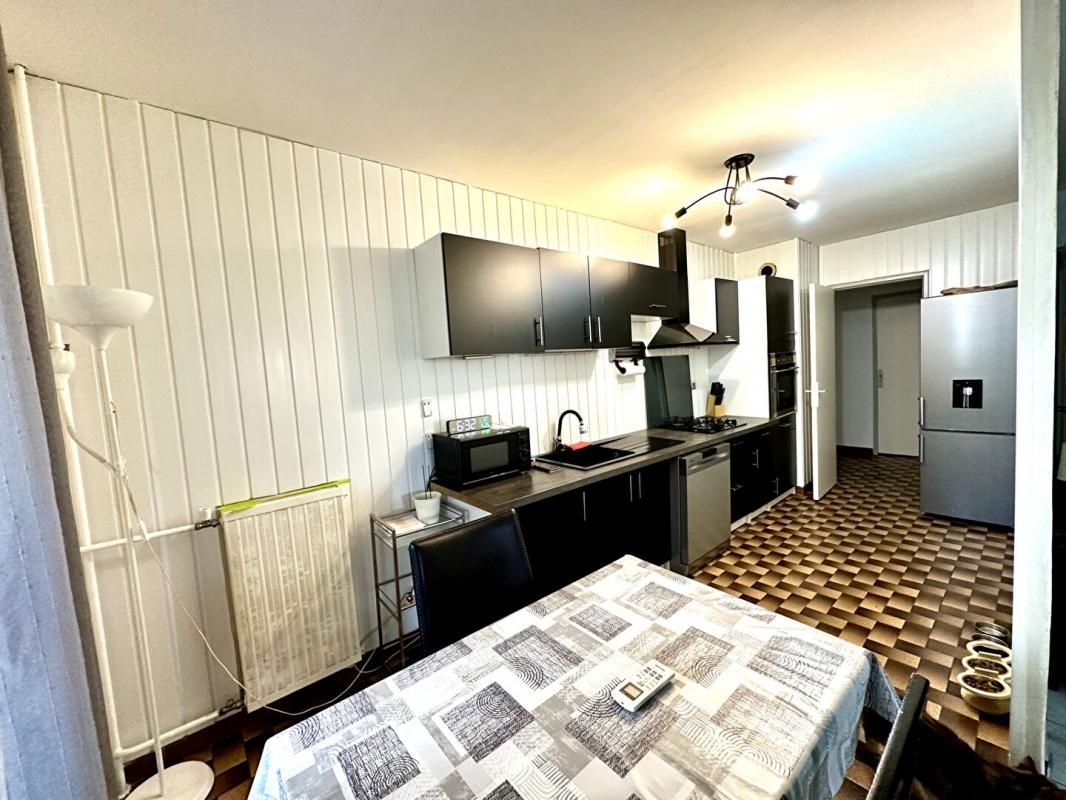 VITROLLES Appartement de type 4 85m² 1er étage 4