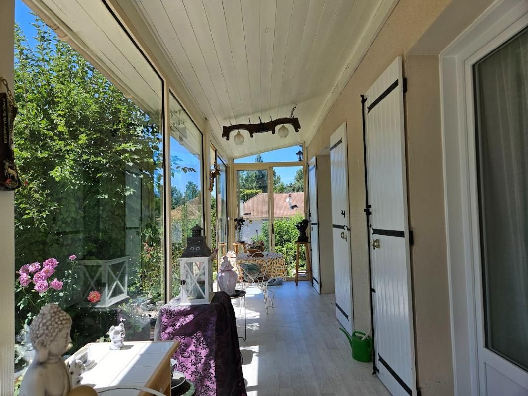AGEN Maison Agen plain pied 5 pièce(s) 110 m², 4 chambres, sous sol, double garage, hangar, piscine, Jardin 3