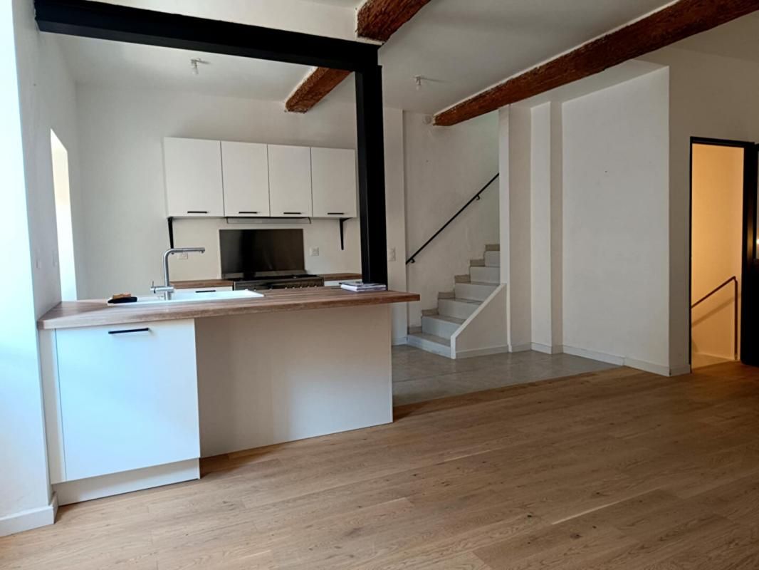 SAINT-CHAMAS Maison Saint Chamas 3 pièce(s) 70 m2 4