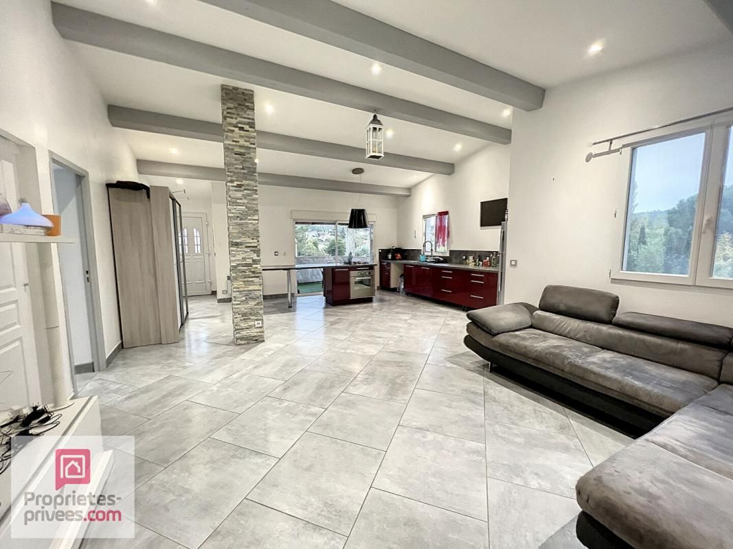 RIANS RIANS VILLA 158 m² T4+T3 sur 1225 m² Piscine à pied du village 3