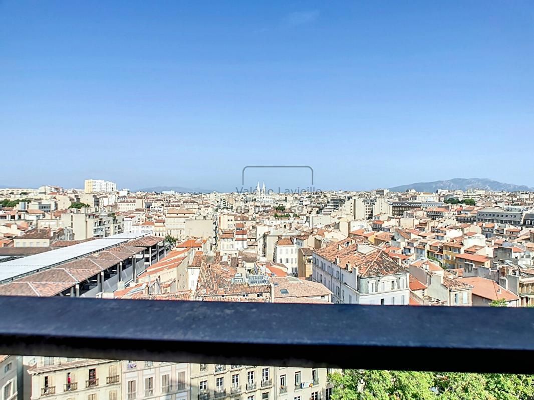 MARSEILLE-1ER-ARRONDISSEMENT Marseille (13001) - BOURSE - VIEUX PORT ? T4/5 lumineux - 91 m2 ? Vue Panoramique et balcons 3