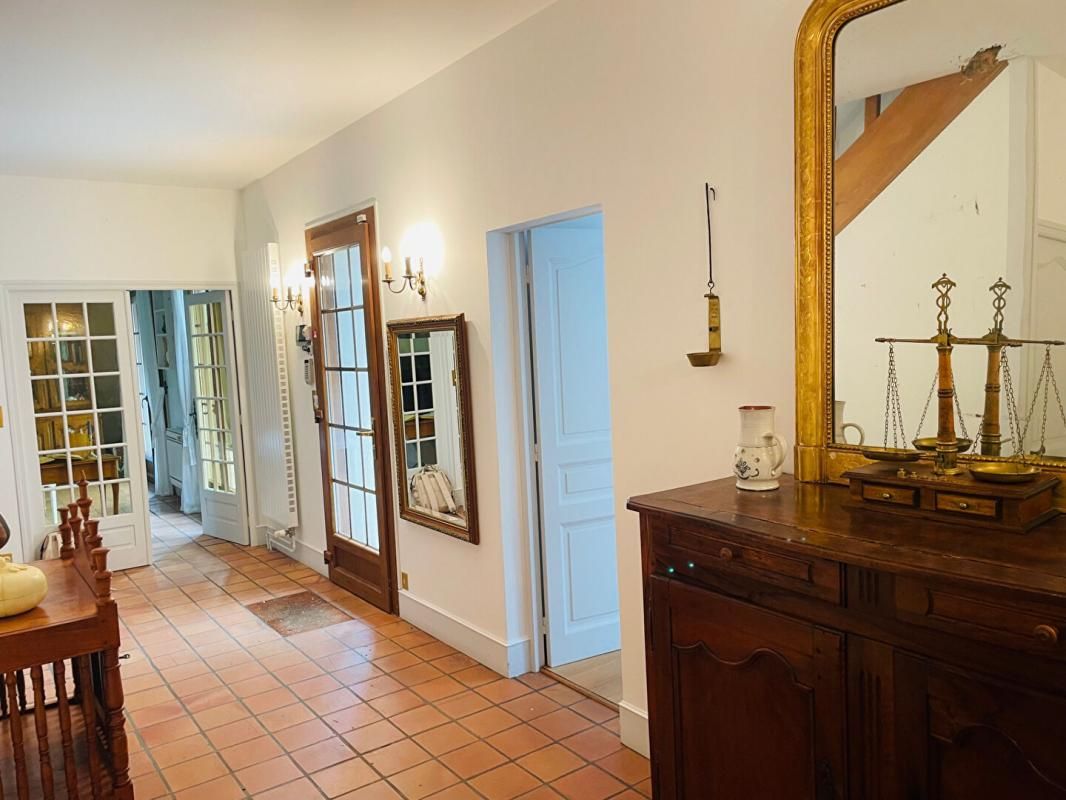 SAINT-PREST Superbe Maison dans résidence boisée St Prest 6 pièce(s) 185 m2, sous-sol total 4