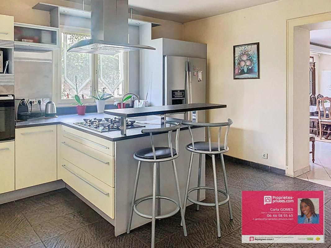 AULNAY-SOUS-BOIS La Maison idéale dans un cadre apaisant : Maison 6 pièce(s) de 120 m2 avec Terrasse et Garage - Aulnay Sous Bois 4