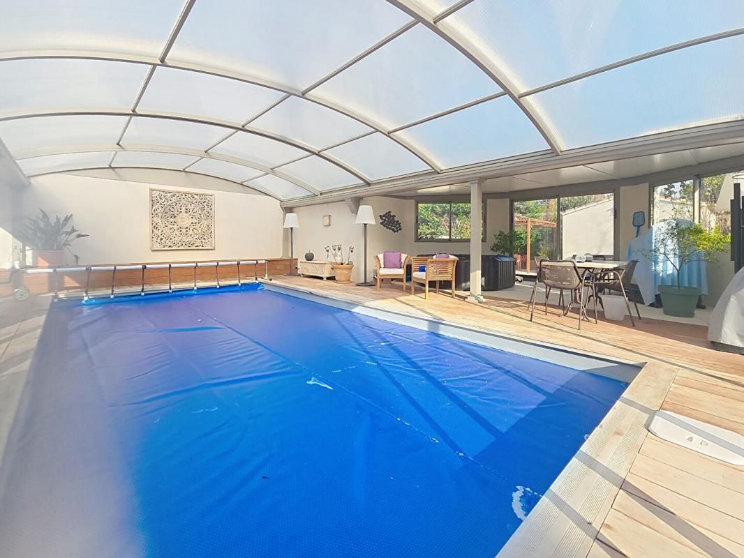 BARBENTANE Demeure de prestige 12 pièce(s) 264 m2 3