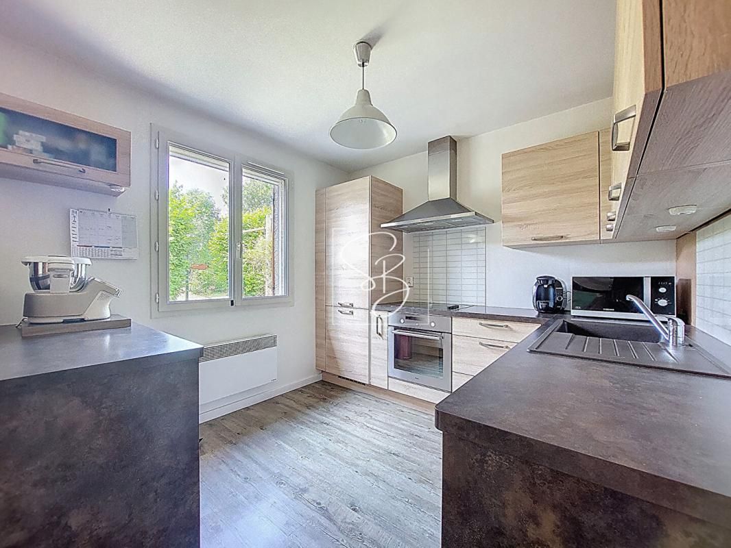 BAZANCOURT Maison 4 chambres 1 bureau terrain clos 663 m² 4