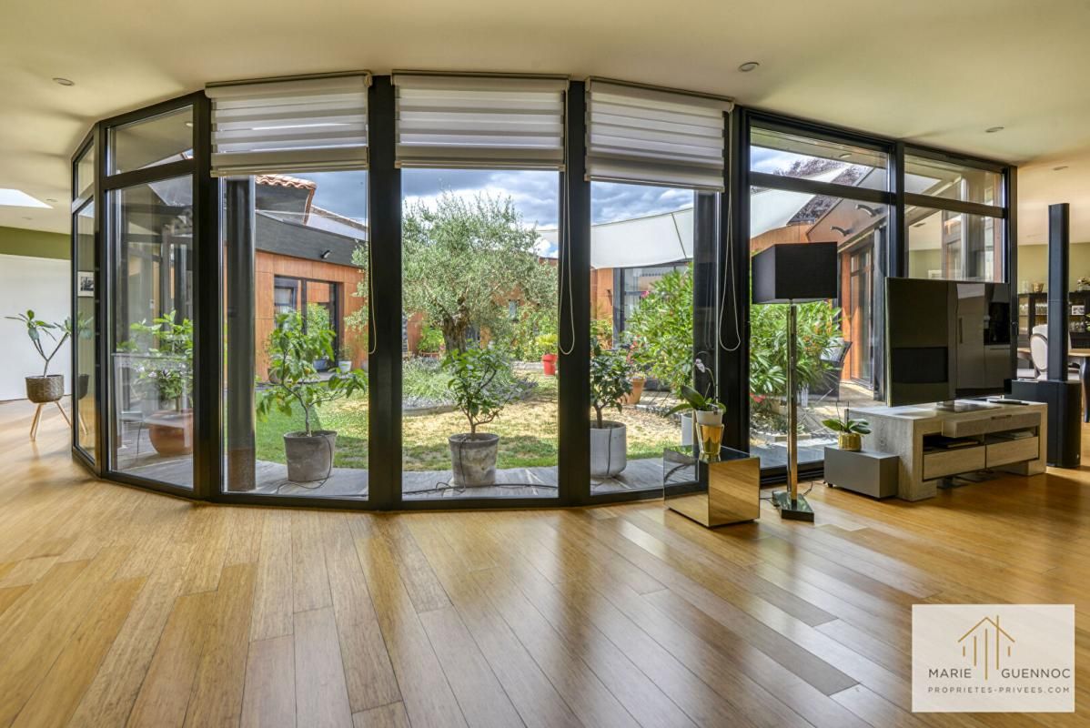 LES SORINIERES Villa d'architecte de plain-pied idéalement située aux Sorinières 3