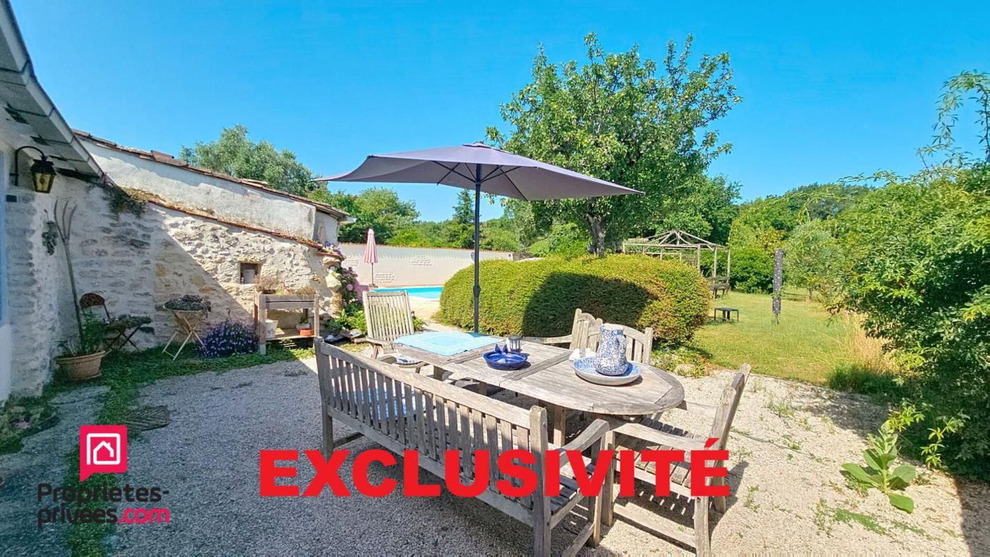 ETAULES MAISON DE CHARME 7 PIÈCES, PISCINE, GARAGE 1