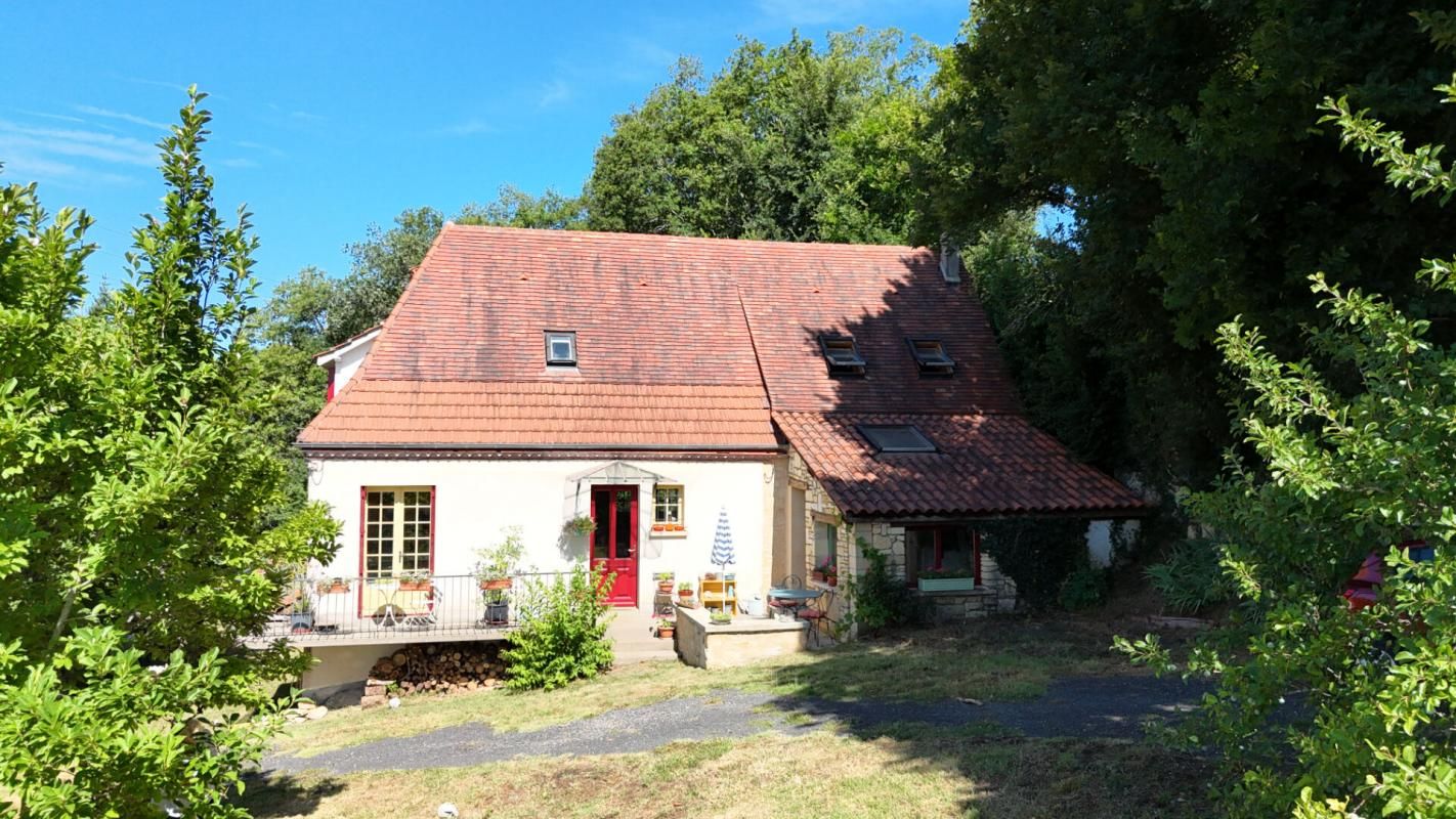 LE VIGAN Maison en pierre avec 3 chambres sur un terrain de 6000 m2 1