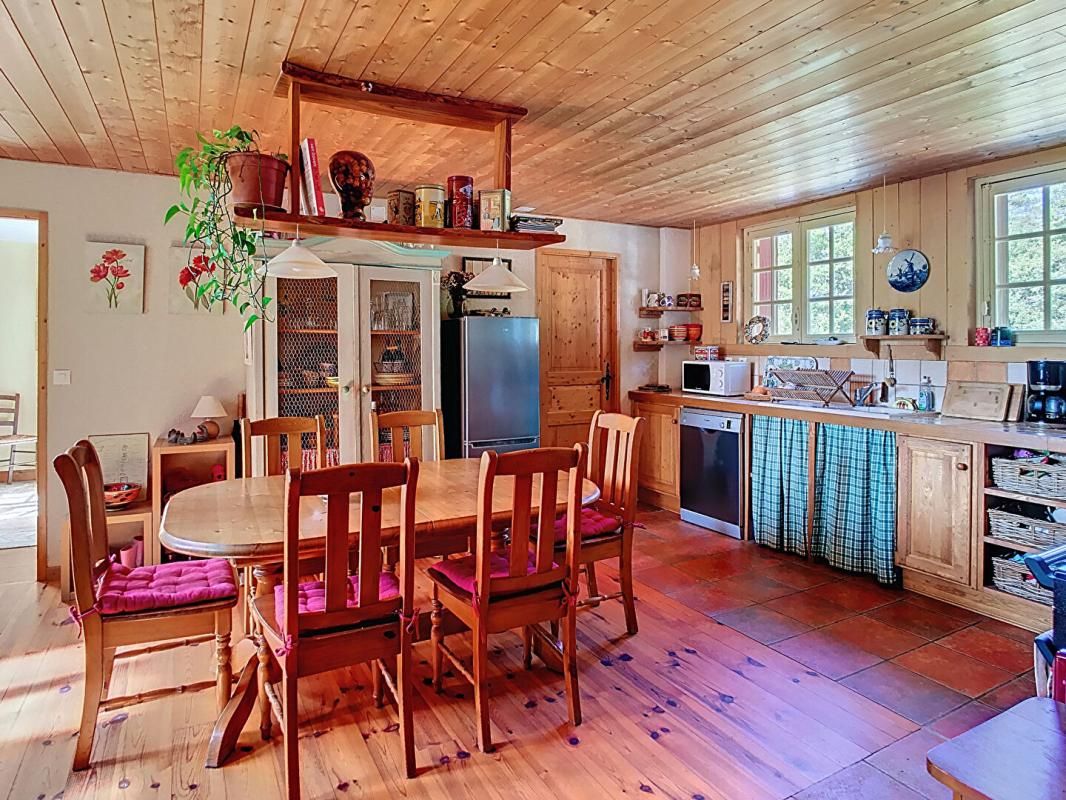 LE VIGAN Maison en pierre avec 3 chambres sur un terrain de 6000 m2 4