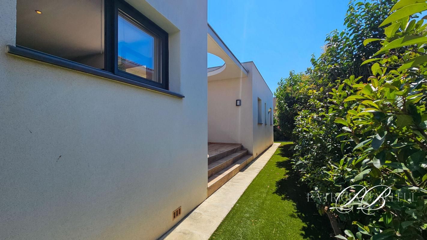 SAINT-NAZAIRE Villa T5 Contemporaine avec piscine 3