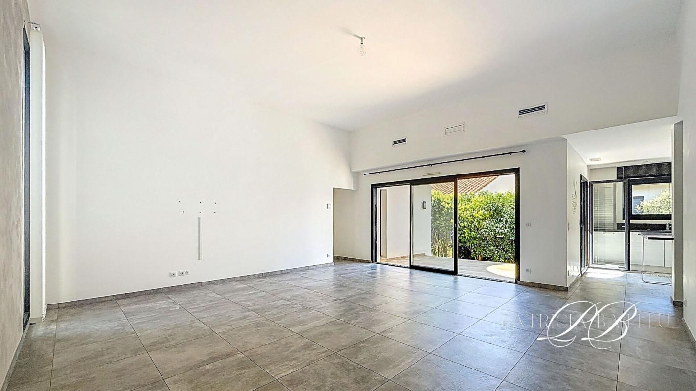SAINT-NAZAIRE Villa T5 Contemporaine avec piscine 4