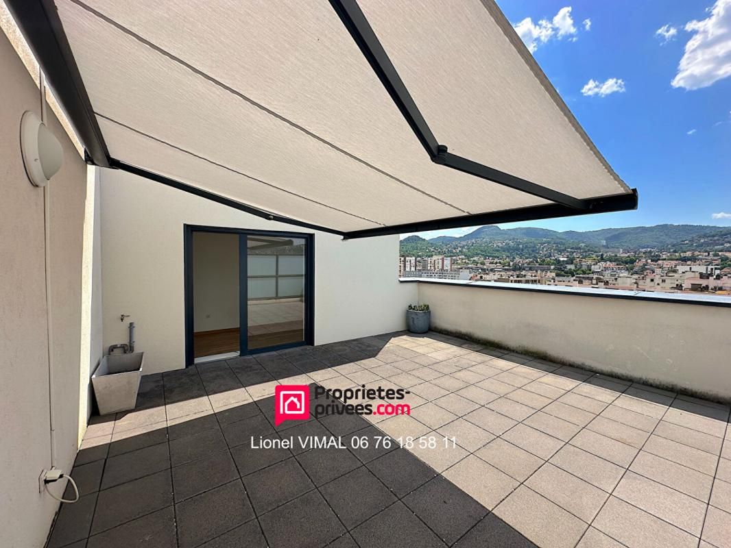 CLERMONT-FERRAND Appartement duplex 3 pièces avec balcon, terrasse et parking 1