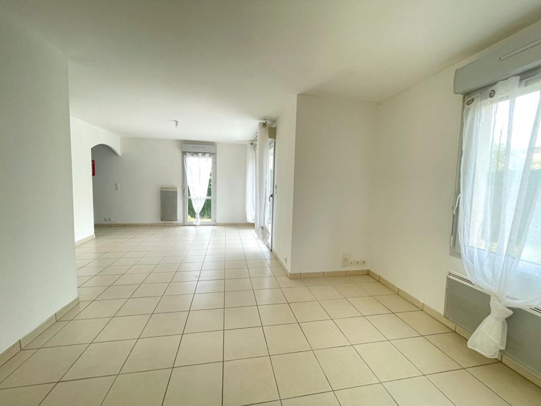 LAUNAGUET À vendre - Maison T4 avec jardin et garage à Launaguet 4