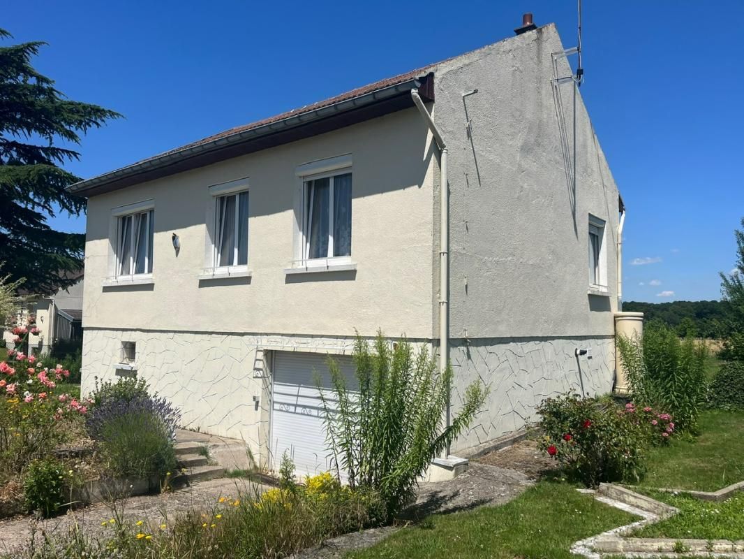 SAINT-GERMER-DE-FLY MAISON DEUX CHAMBRES SAINT GERMER DE FLY 1