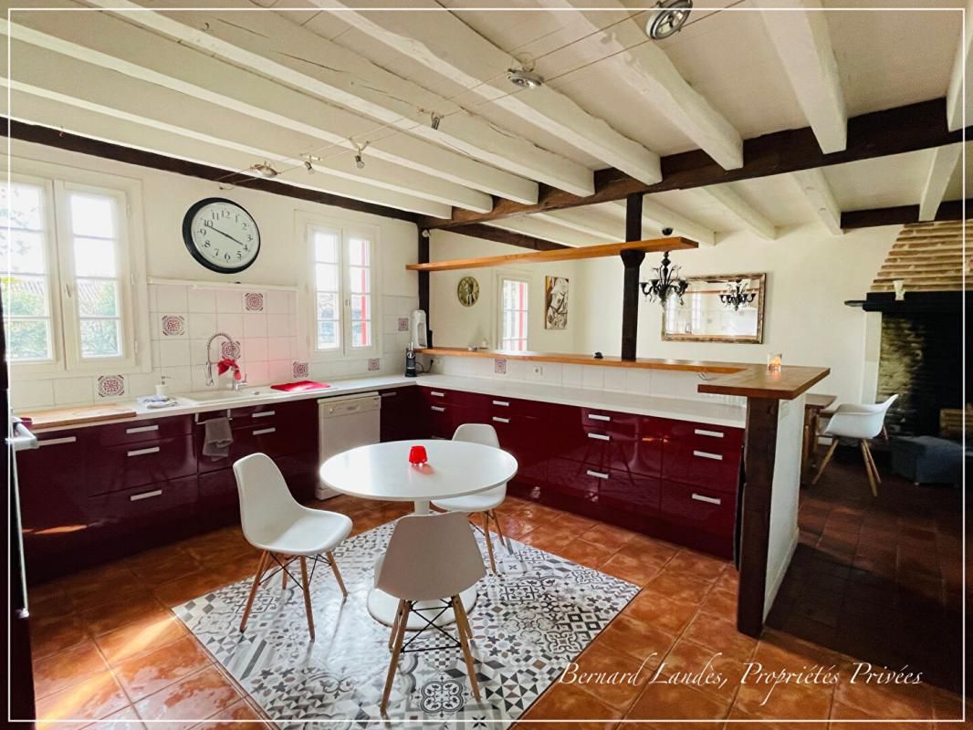 LINXE Authentique maison landaise à Linxe 11 pièce(s) 389.94 m2 4