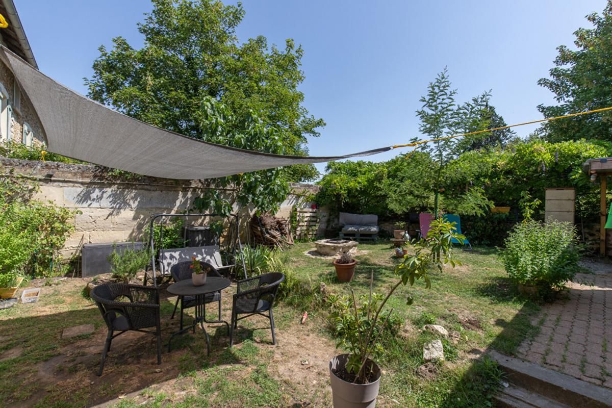 JAMBVILLE Exclusivité Propriétés-Privées - Maison en pierre à vendre sur Jambville 2