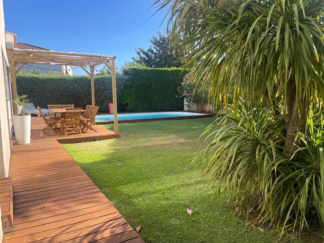 Maison Familiale Pérols 6 pièces avec piscine