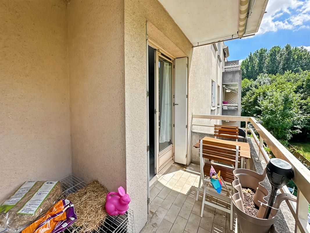 CORBEIL-ESSONNES Appartement Corbeil Essonnes 3 pièce(s) 68.48 m2 2