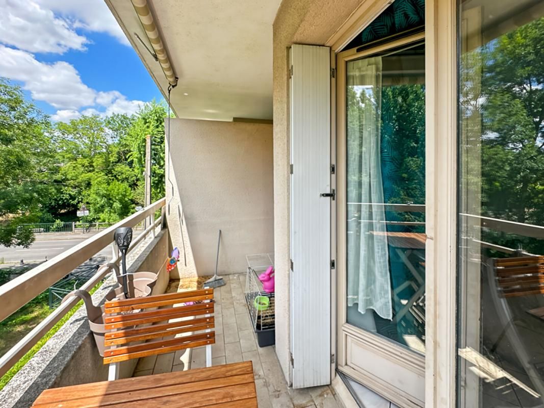 CORBEIL-ESSONNES Appartement Corbeil Essonnes 3 pièce(s) 68.48 m2 3