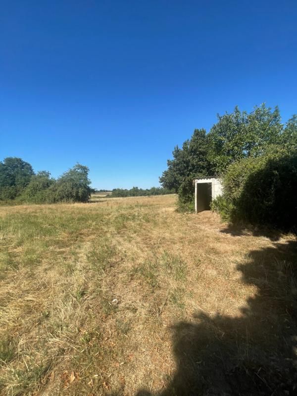 CHATEAUMEILLANT Belle longère à Chateaumeillant 5 pièce(s) 117 m2 4