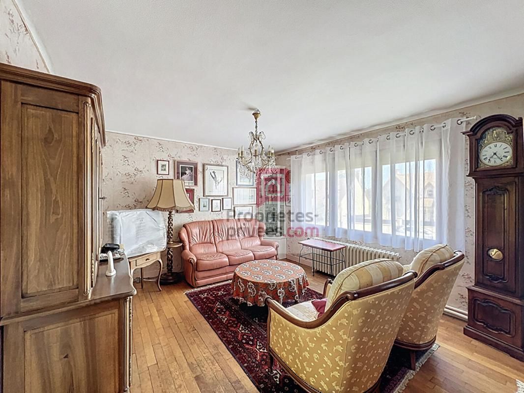 LE PERRAY-EN-YVELINES Maison Le Perray En Yvelines 3 chambres sur sous-sol 4