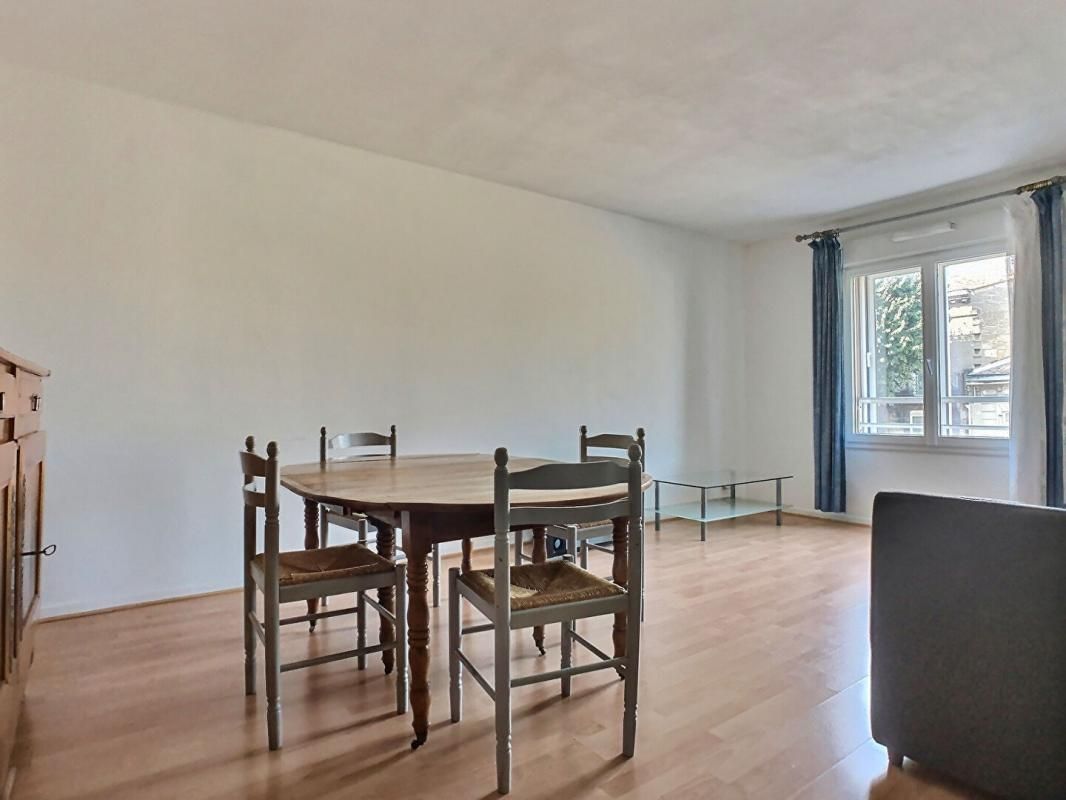 Vente T3 61m2 BORDEAUX (33800)