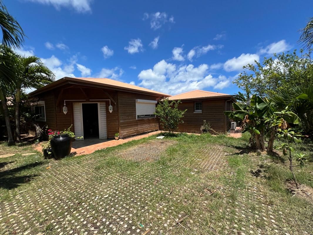 ANSE-BERTRAND BELLE MAISON STYLE CARIBEEN (Maison 4 pièces 112 m2) 2