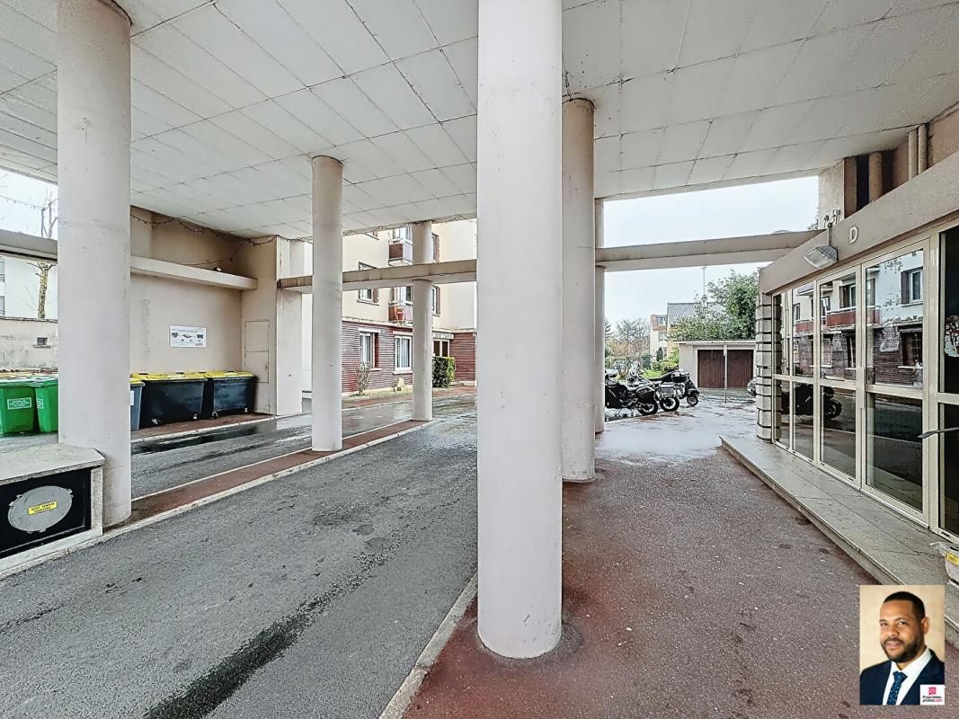 Appartement Vitry  5 pièces Ravalement/Isolation Voté et Payé !