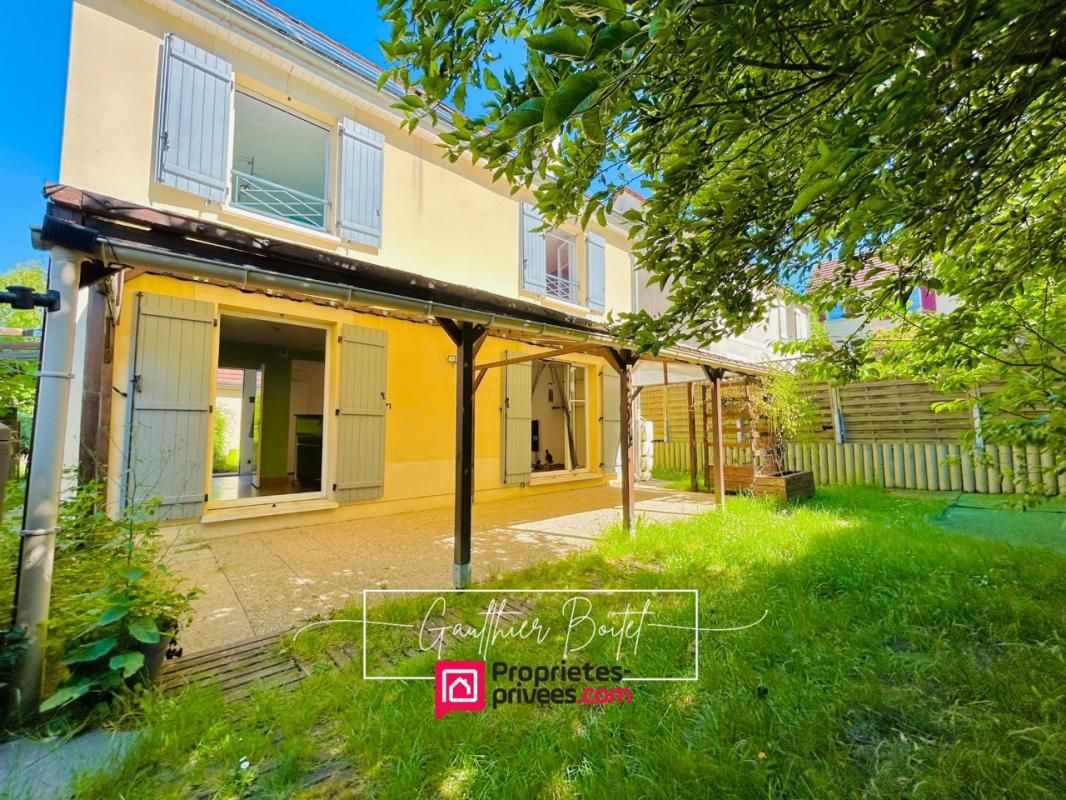COULOMMIERS Maison Coulommiers même 4 pièce(s) 80 m2 4