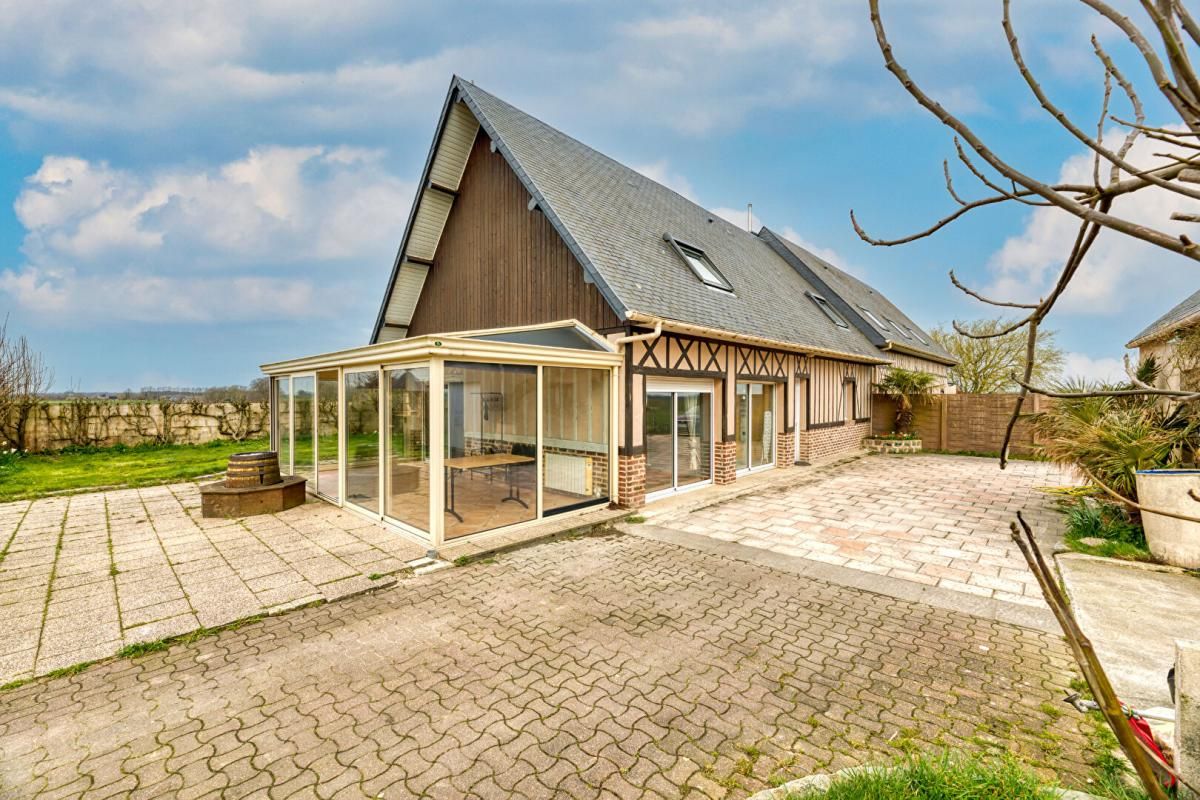 TOURVILLE-LES-IFS Maison Tourville Les Ifs 5 pièce(s) 136,50 m2 piscine et véranda 2